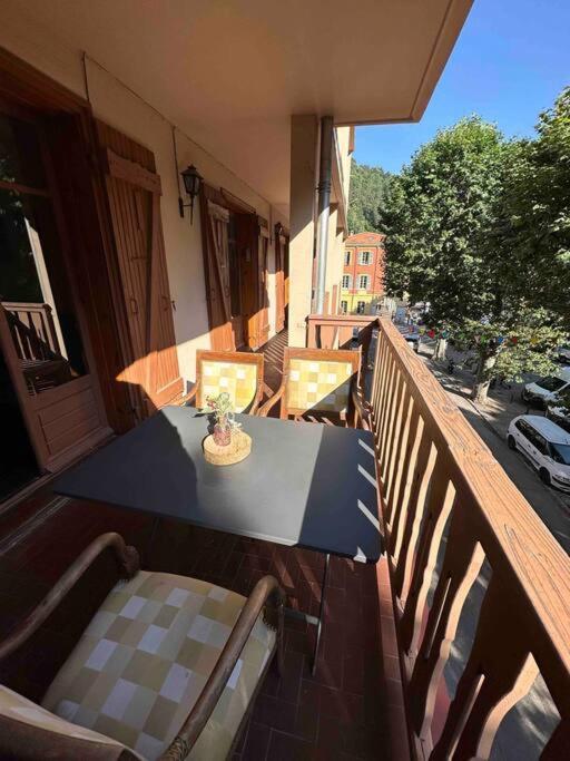 Charmant Appartement Renove Au Coeur Du Village Saint-Martin-Vésubie Exterior foto